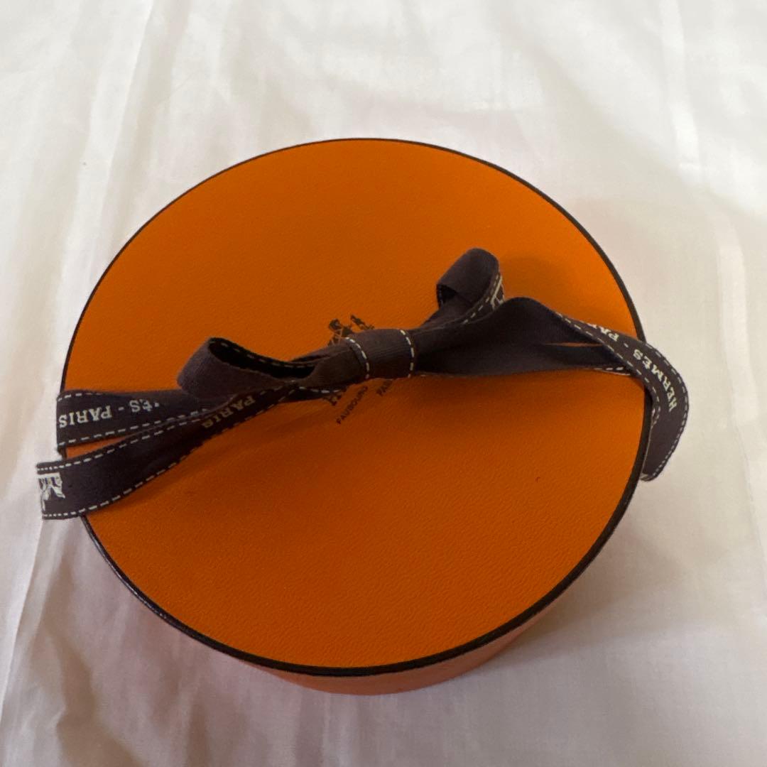 【新品】HERMES　プリーツスカーフ　箱付き