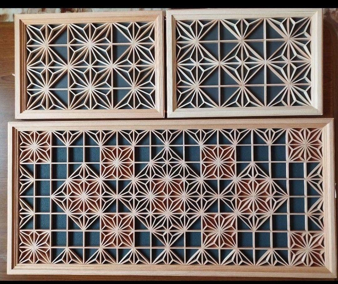 115 ❣️特価❣️麻の葉組子入り　3枚一組　木製額縁