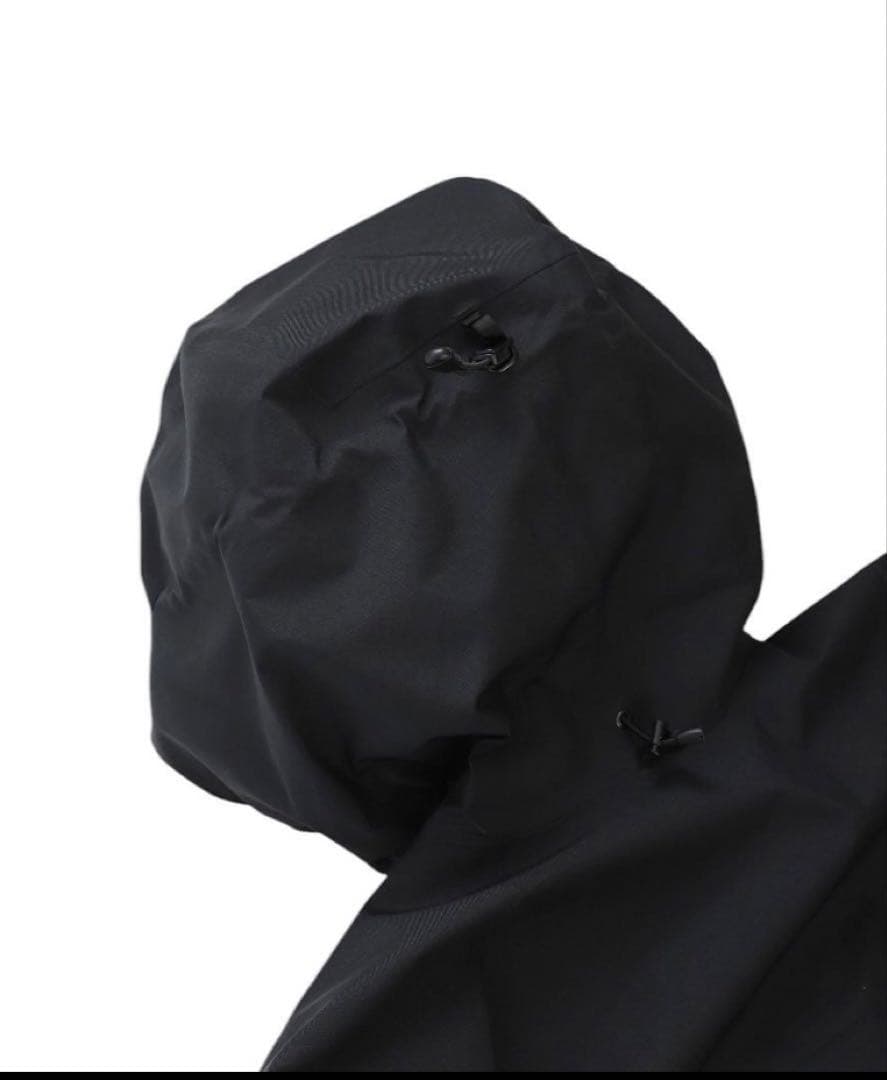 ほぼ未使用24 Arc’teryx Alpha SV L Black 黒