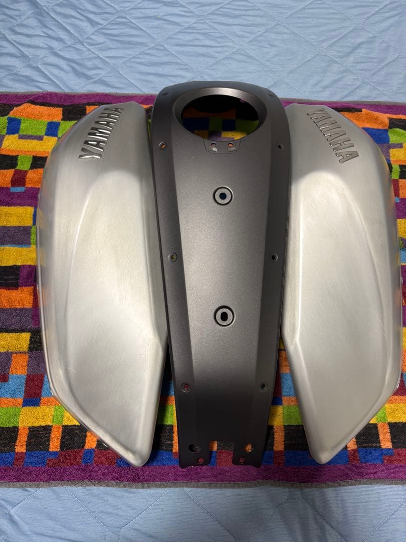 XSR700 タンク　外装　セット