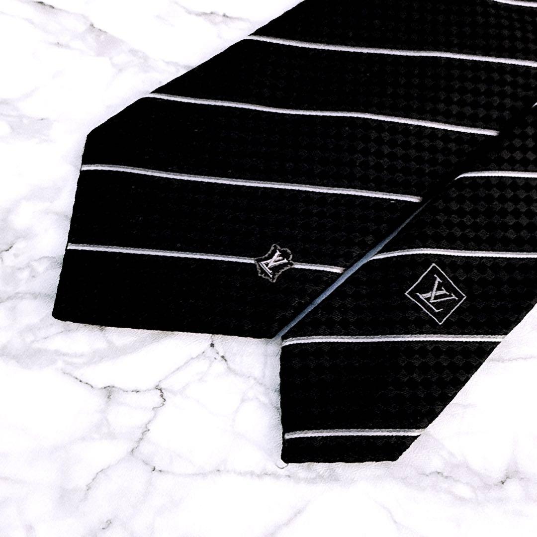 ✨未使用クラス✨ルイヴィトン　マイクロダミエ　ストライプ① LVロゴ　ネクタイ