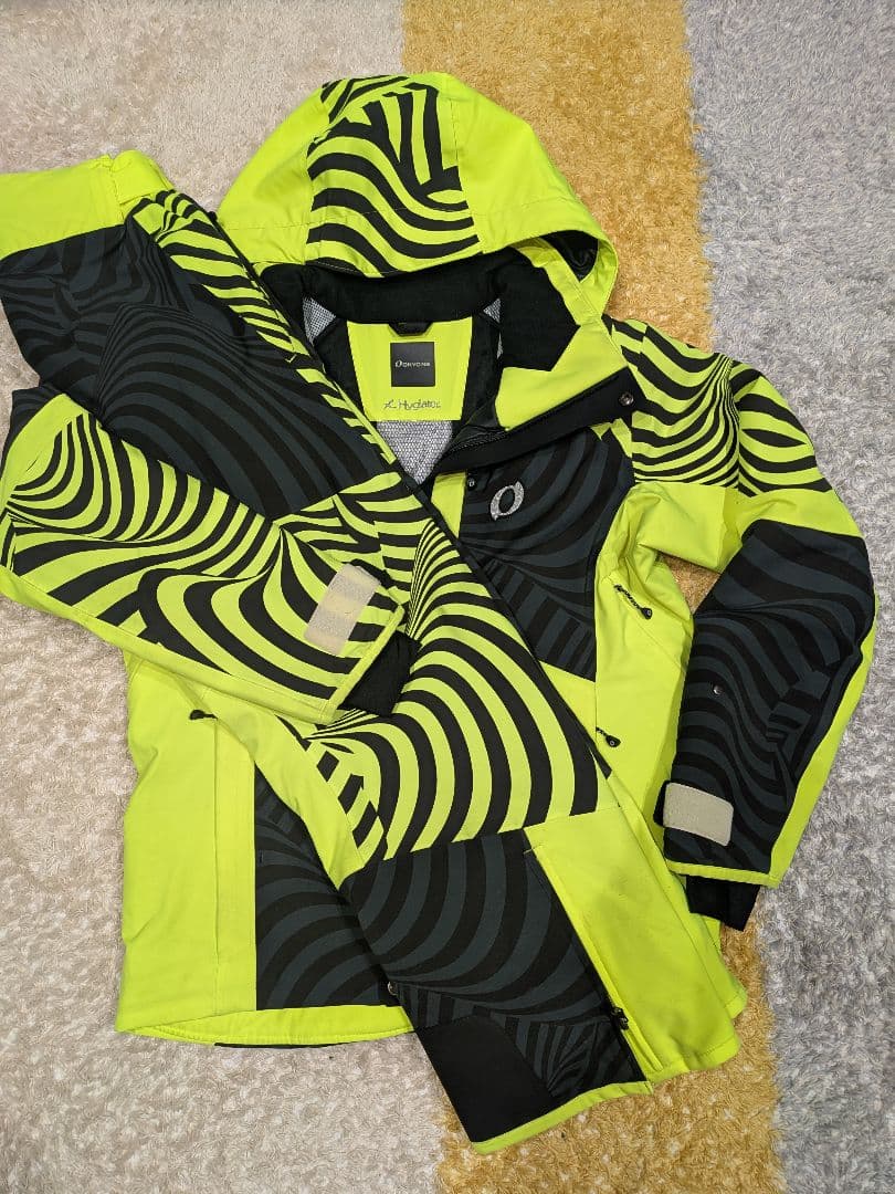 ONYONEオンヨネ 22-23モデル スキーウェア M ブラック/イエロー