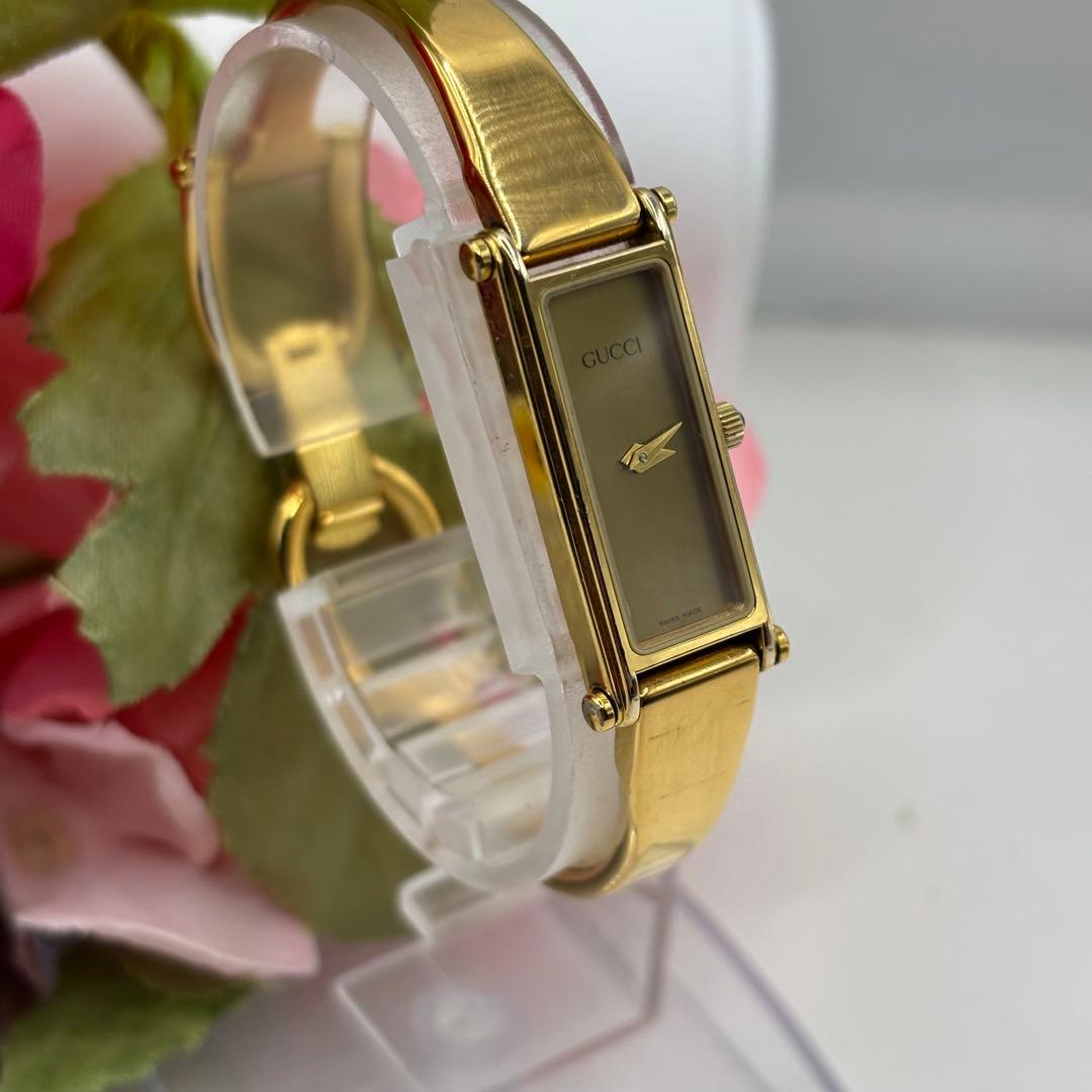 稼働品☆箱付　GUCCIグッチ　1500 ゴールド　金文字盤　レディース腕時計