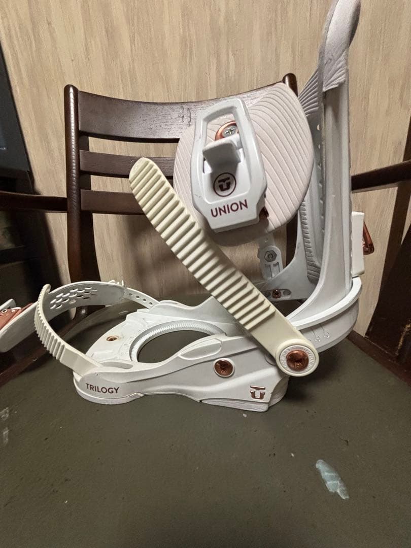 UNION TRILOGY スノーボードビンディング ホワイト