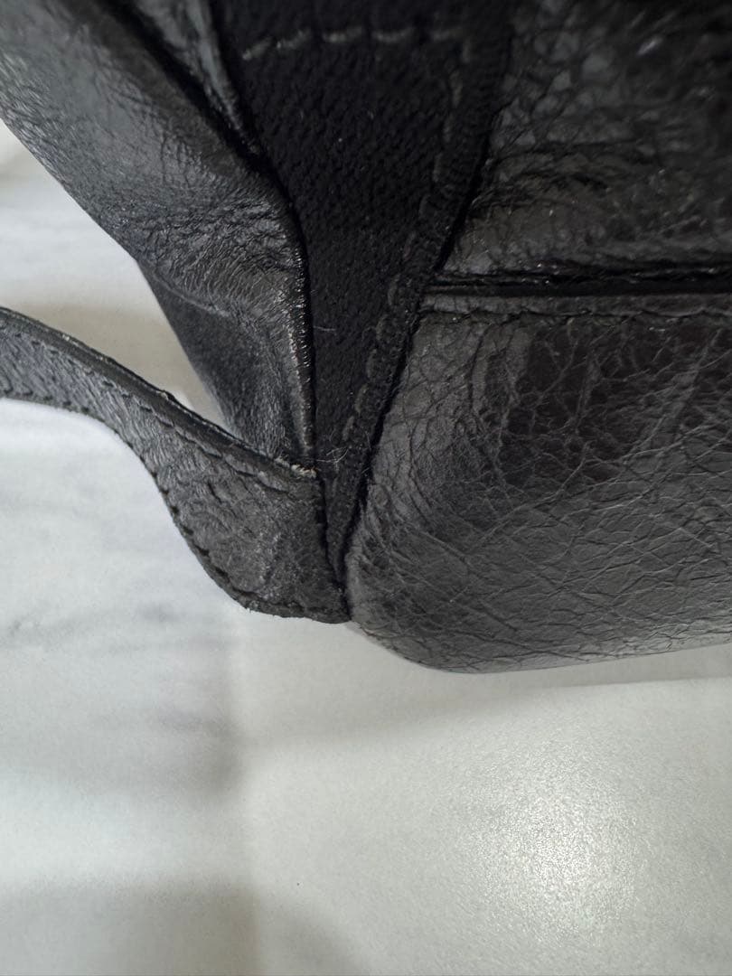 BALENCIAGA 黒 レザー バックパック