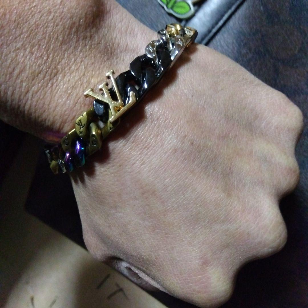 Louis Vuitton マルチカラーチェーンネックレス