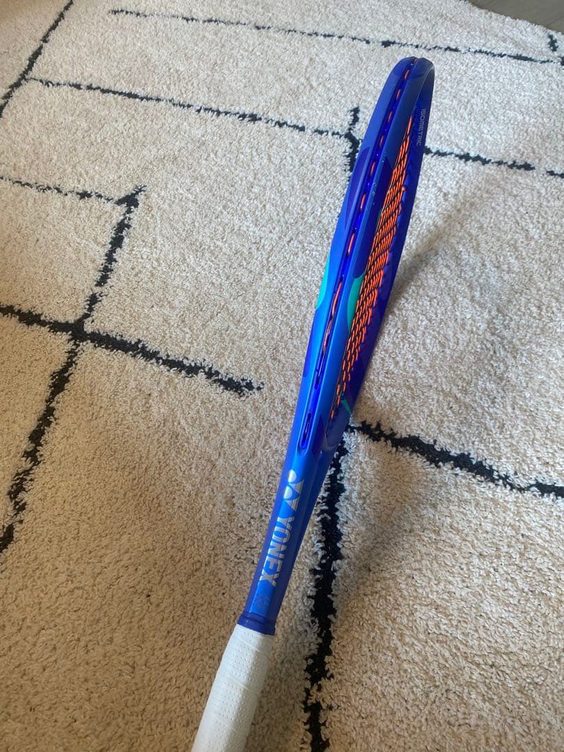 YONEX EZONE100ツアー　テニスラケット ブルー 2週間使用　美品