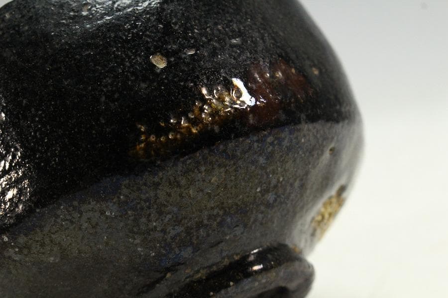 茶道具 四代 清水六兵衛 六居作 黒楽 富士茶碗 共箱(K-XA950)