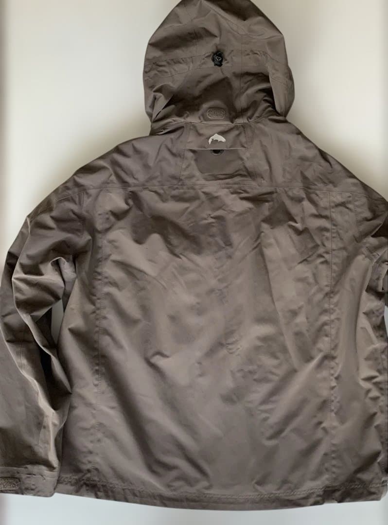 SIMMSシムス　カーキ色ＸＬ　ブルゾン　フィッシングジャケットウェア