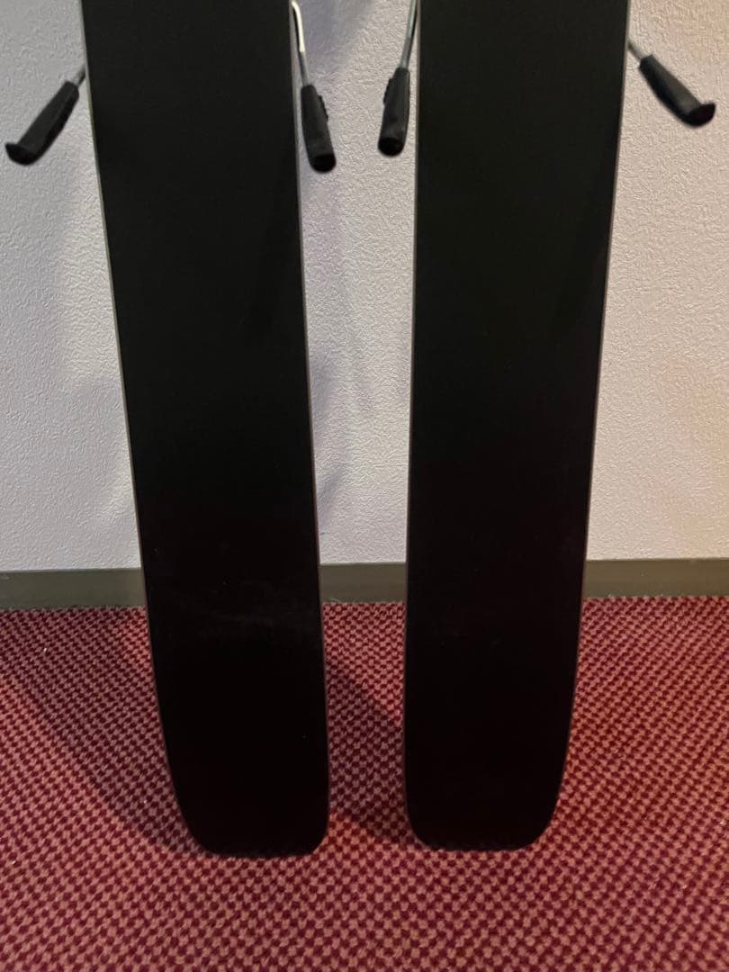 スキー板　SALOMON QST LUMEN99 153cm