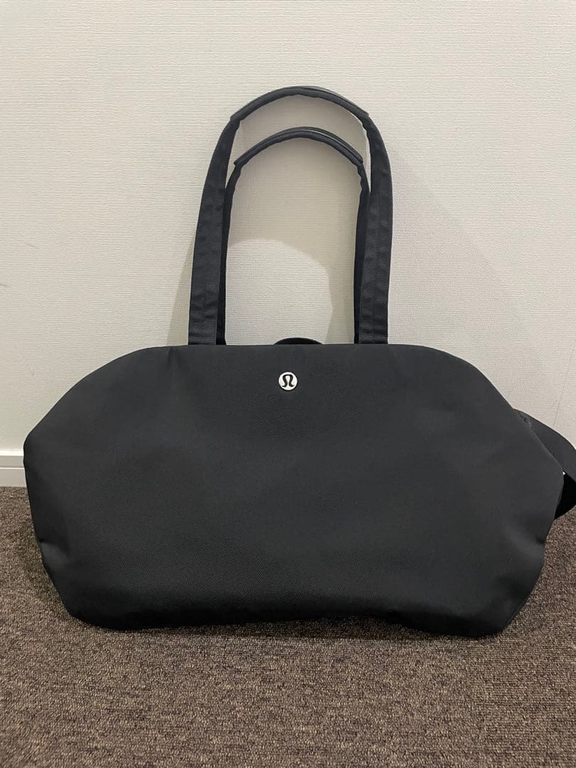 ルルレモン　ボストンバック　新品未使用