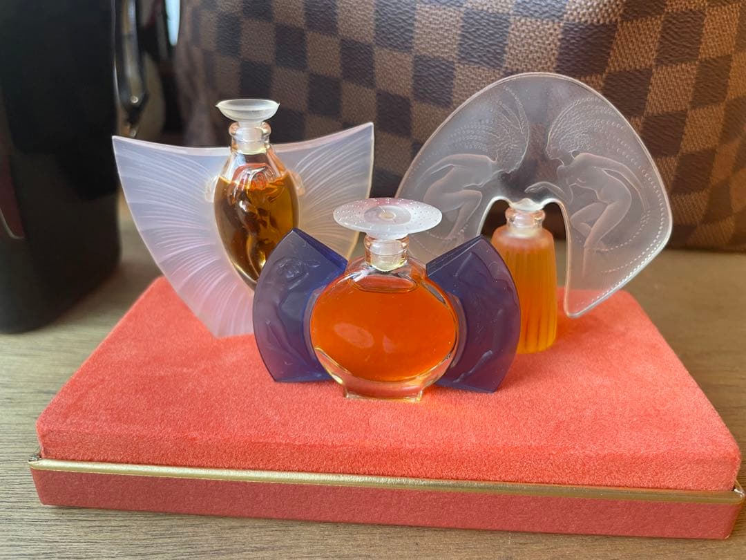 ラリック アルティメット パルファム ミニ 香水３本 Perfumeコレクション