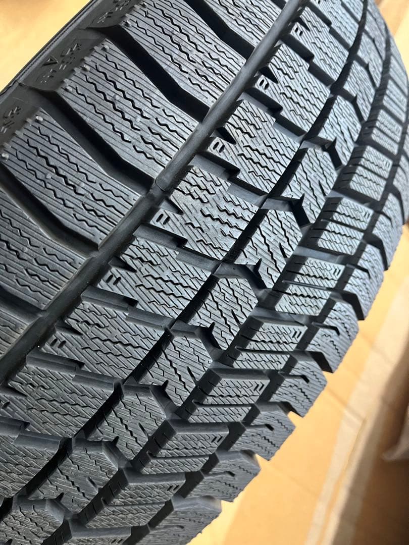 2021年製 グッドイヤー 中古冬タイヤ 205/65R16 2本セット