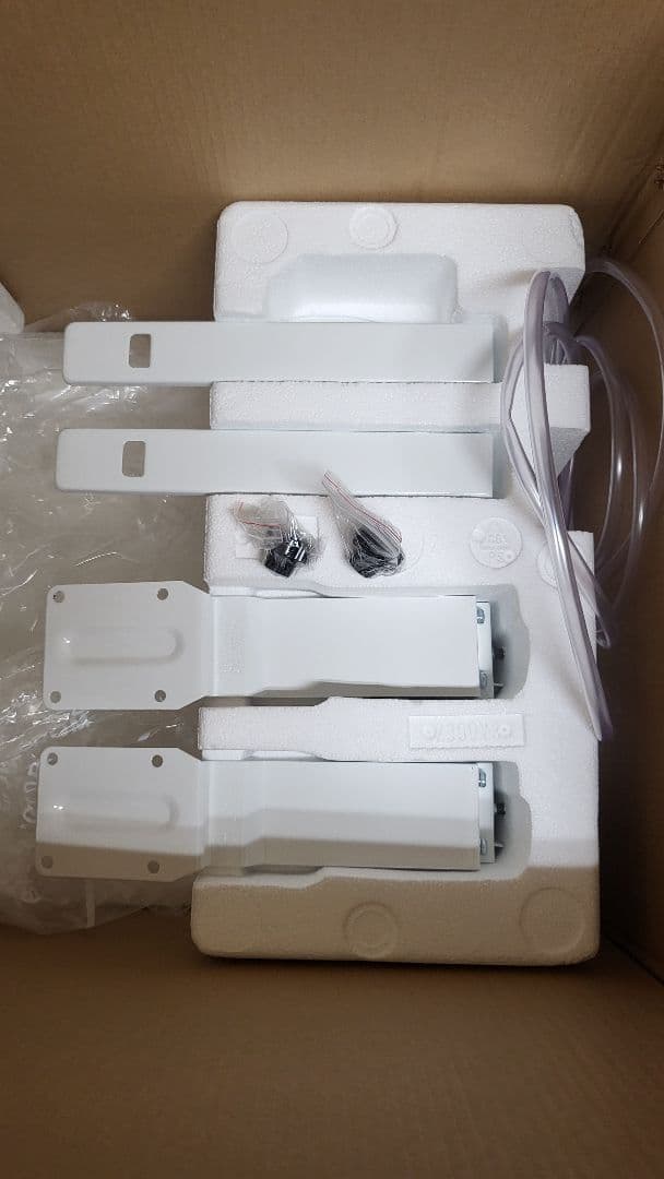 コイズミ　ラクール　車中泊　キャンプ　クーラー