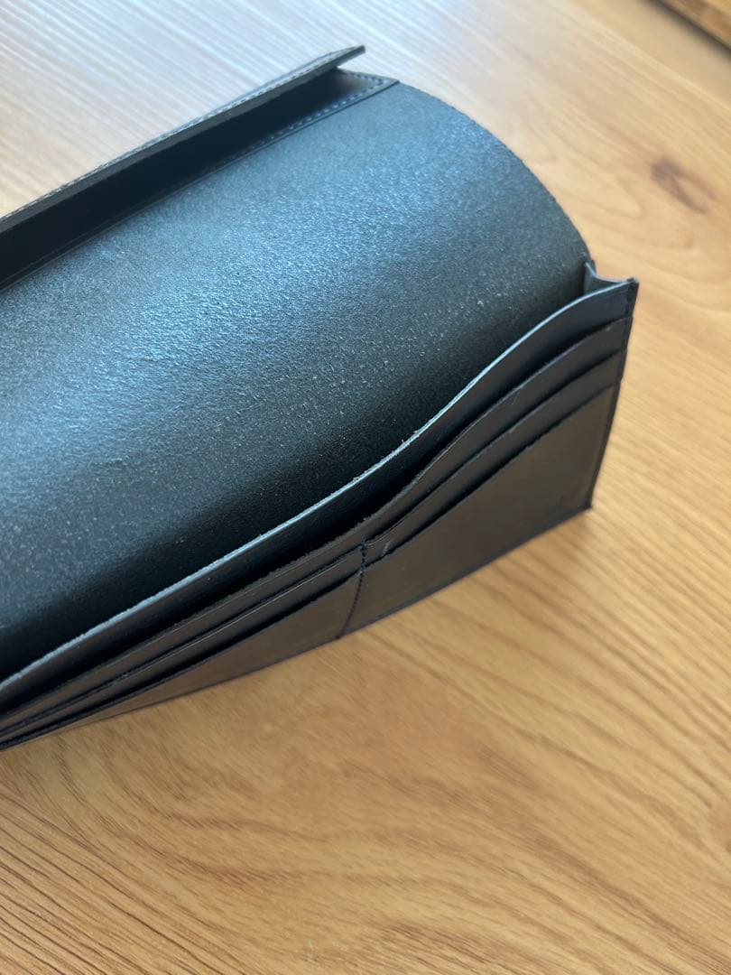 ブラックレザー長財布 m+ エムピウ