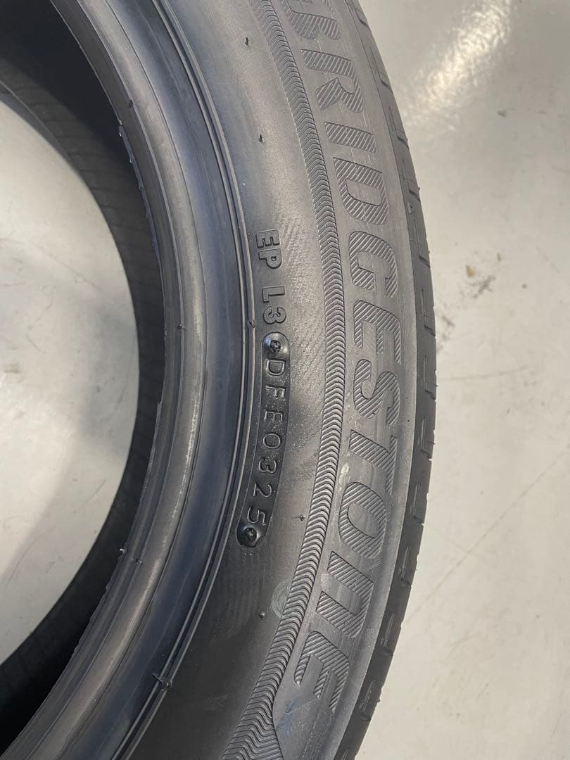 あおちゃんさん専用①新車外しブリヂストンタイヤ2本