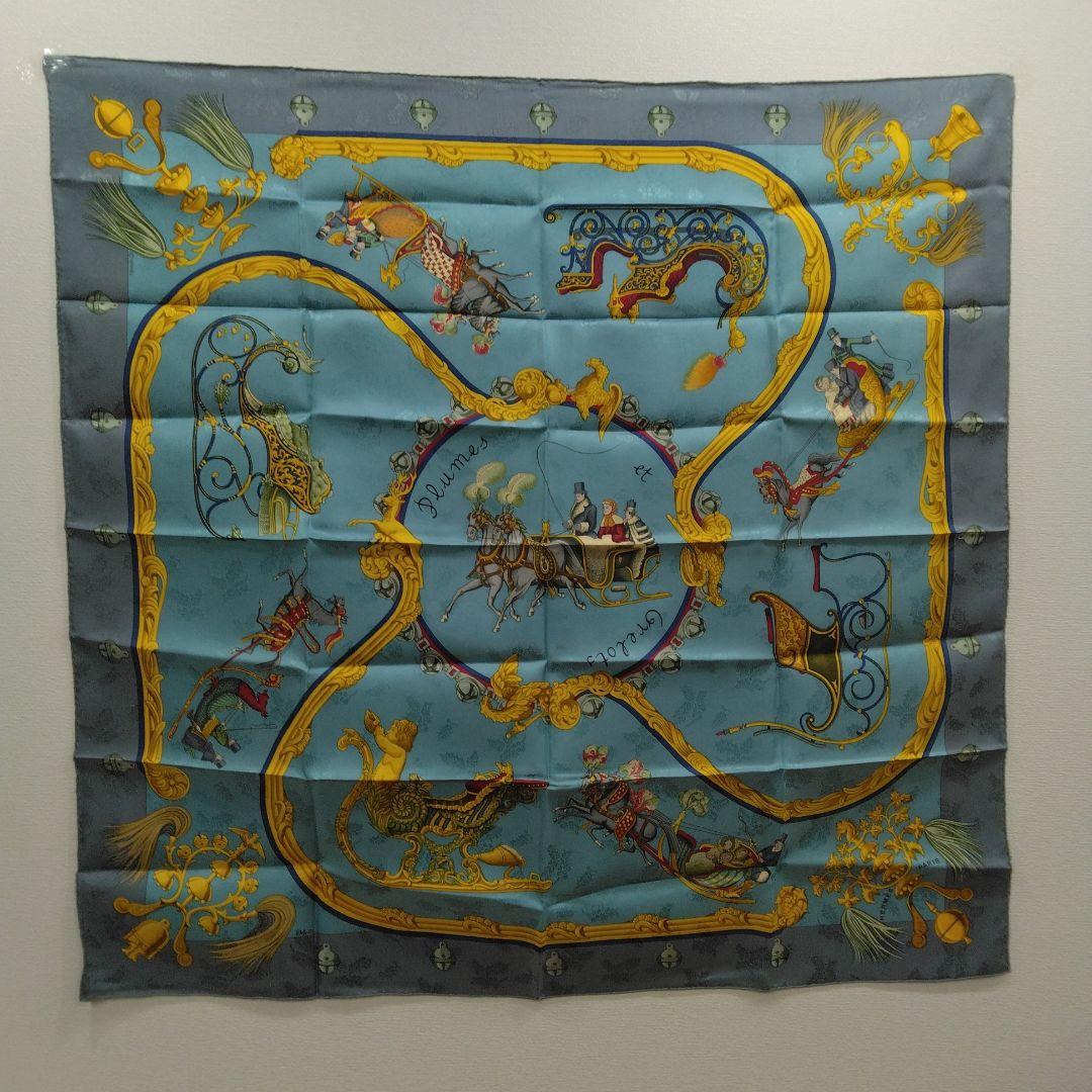 【か008】エルメス　HERMES カレ90 羽飾りと鈴　スカーフ　シルク