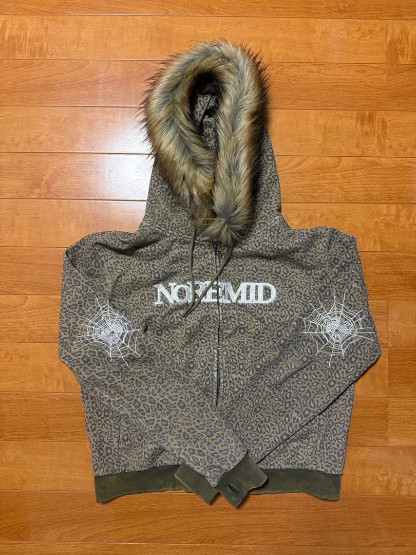 ち*ん様 ⭐️売り切れ商品✨超絶美品　NOREMIDファー付きジップパーカー