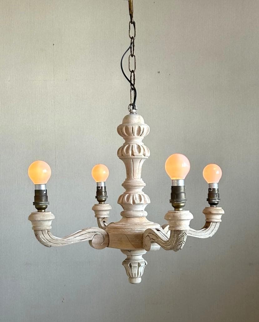 フランスアンティーク　木製シャンデリア　４灯　シャビー　店舗什器