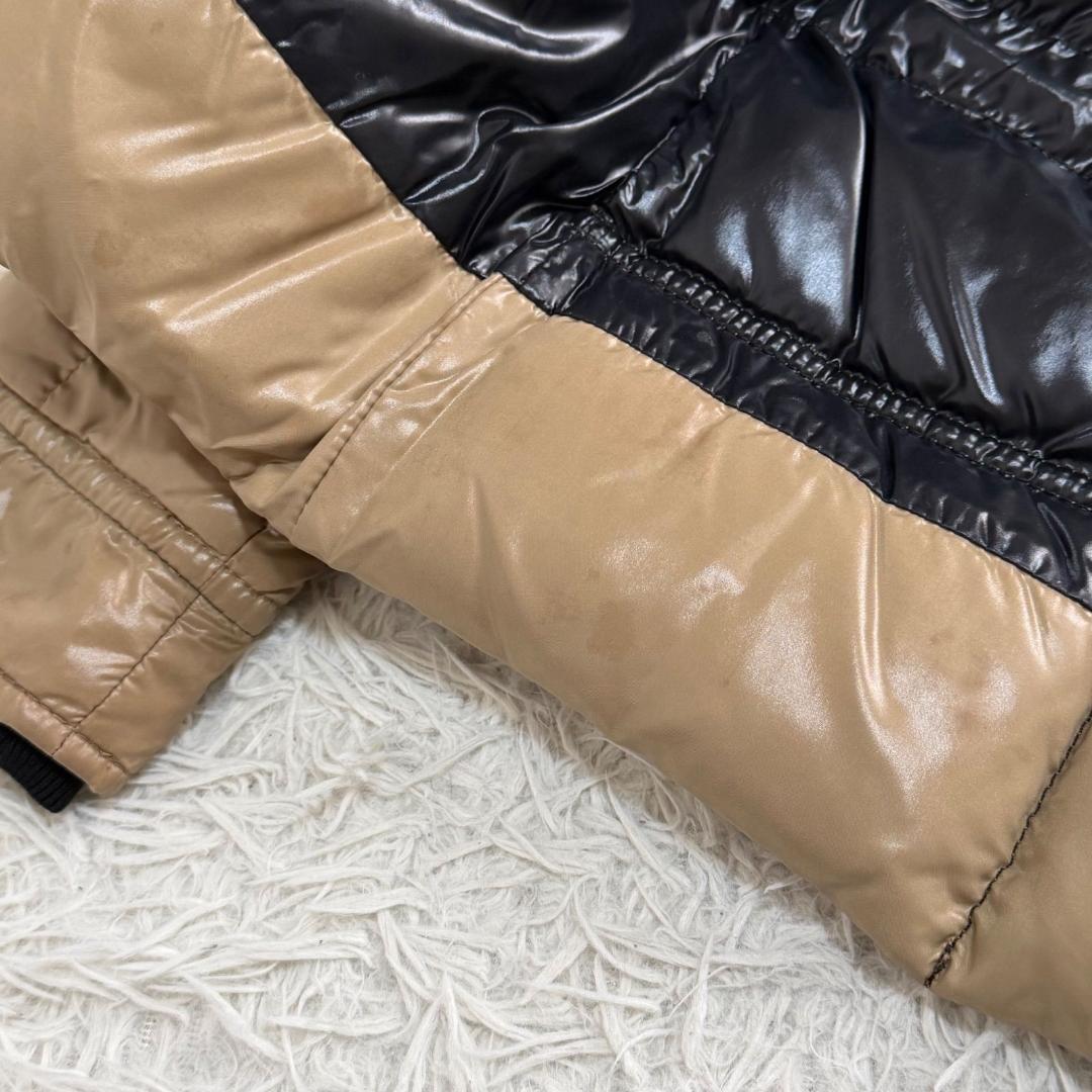 17090✨モンクレール ダウンジャケット サイズ3 フード着脱 カーキ