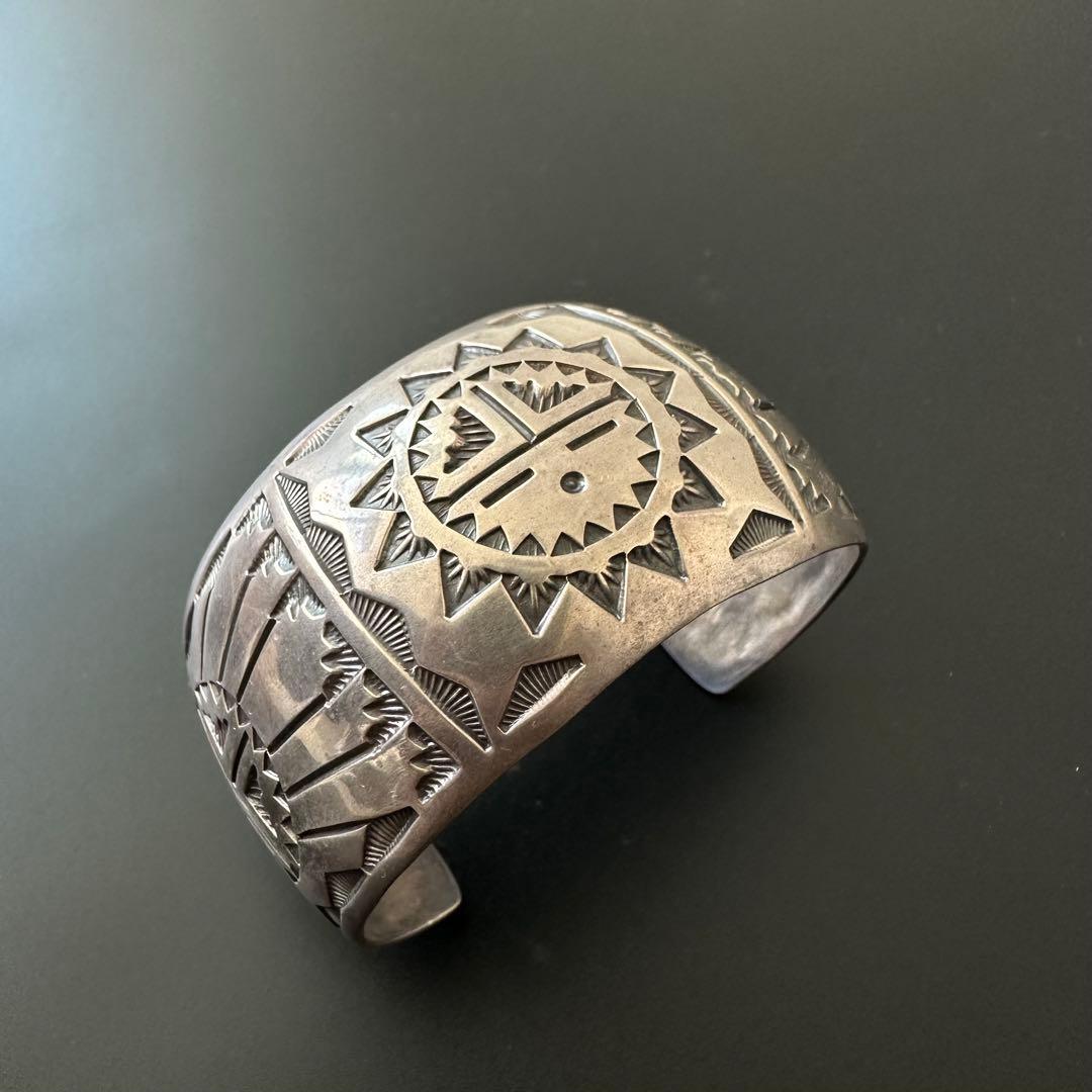 K&M Bill Navajo サンフェイス バングル スタンプワーク