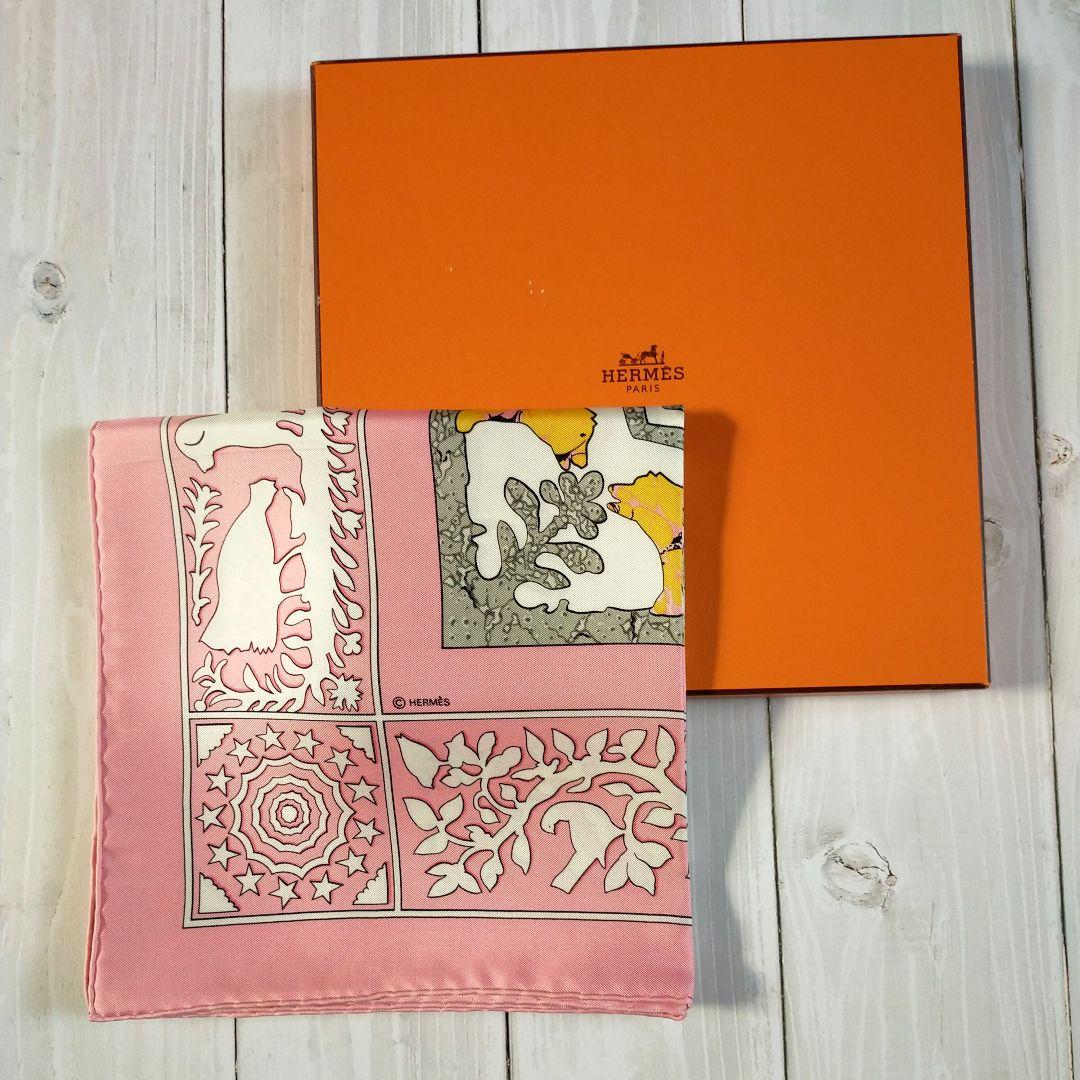 ☘️新品未使用 保存箱付☘️ HERMES カレ90　古き良きアメリカ　ピンク
