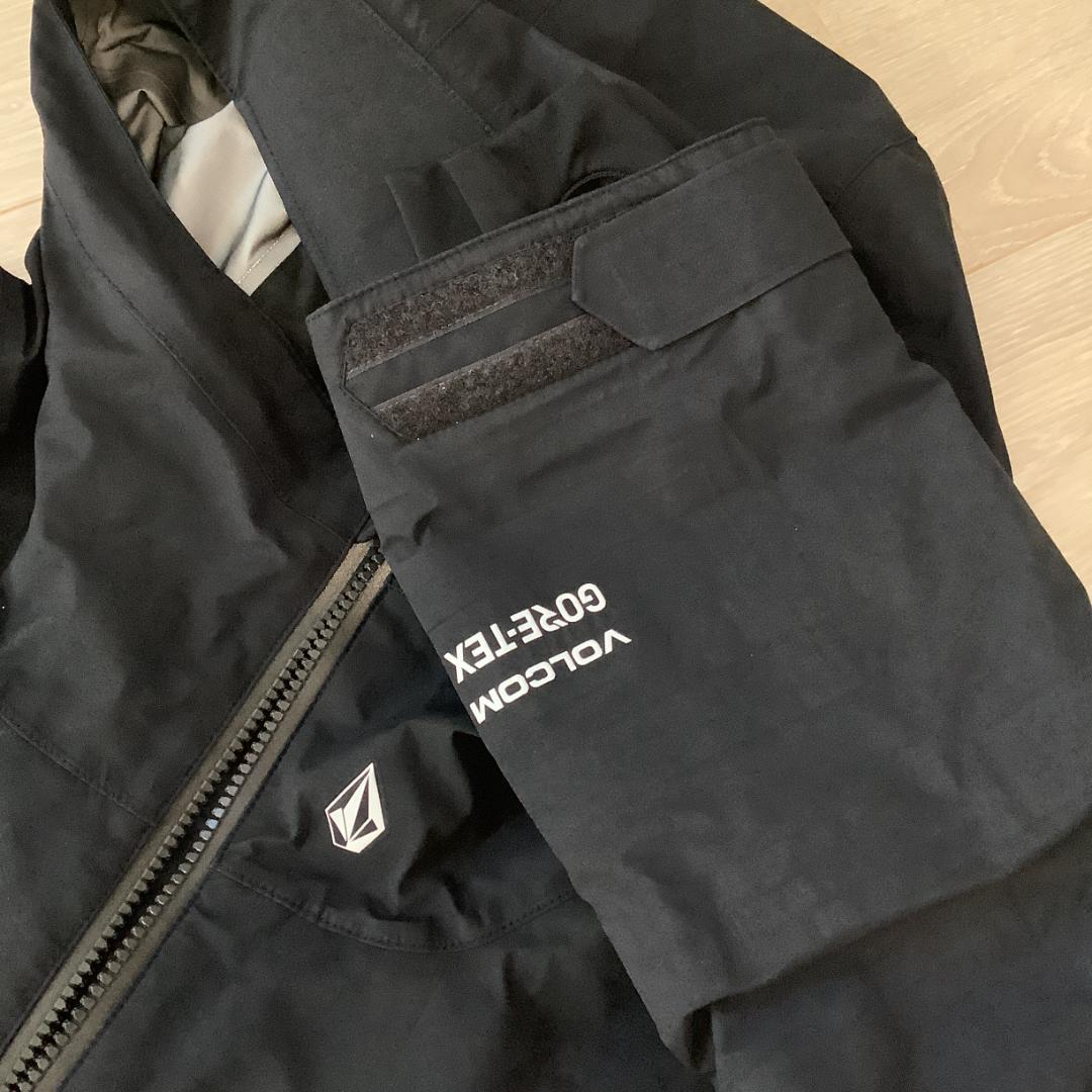 048ボルコムVOLCOM黒メンズスノーボードシェルジャケットウエアーウェアー