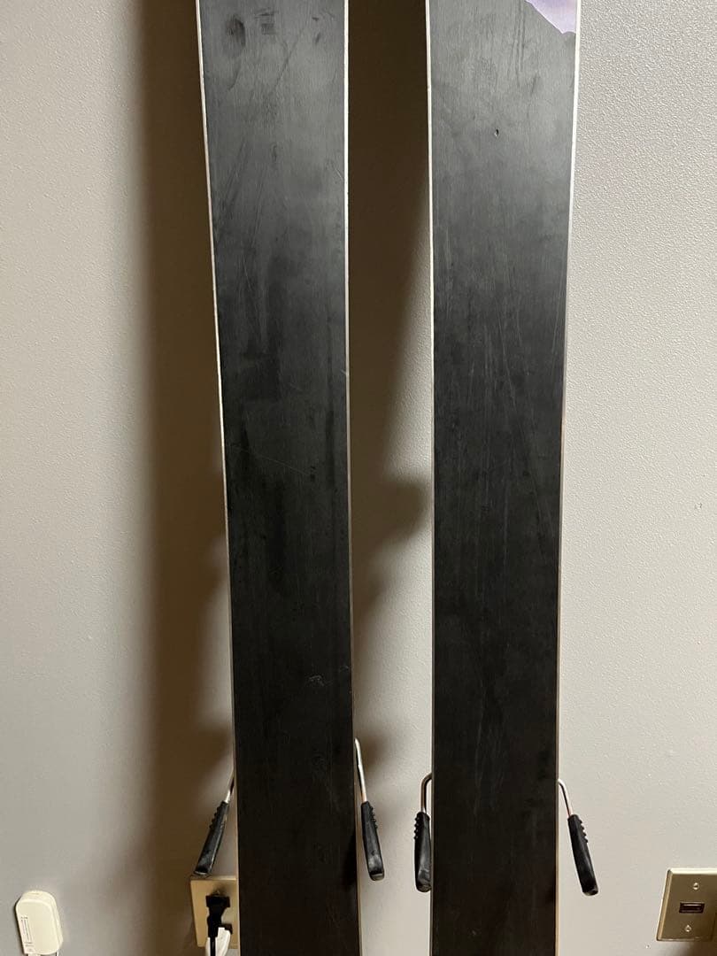 スキー板　ATOMIC BENT CHETLER 100