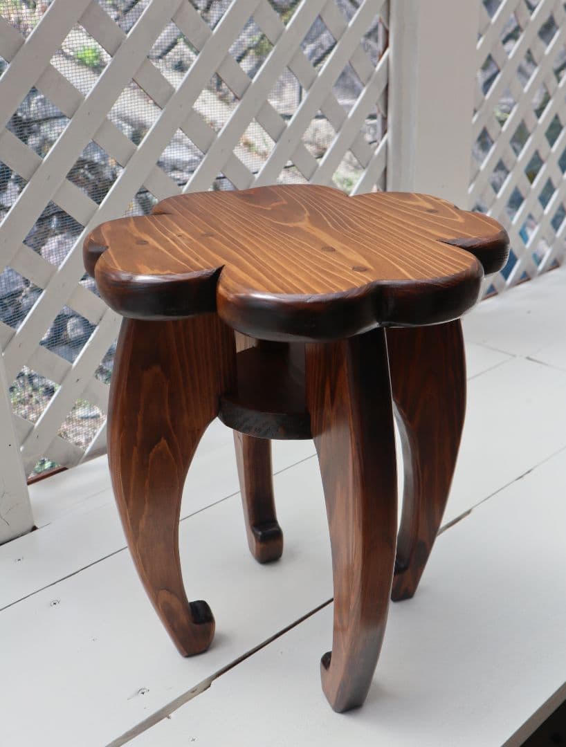 お花のスツール　吉野杉　手作り　奈良