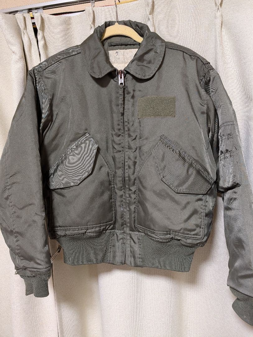 ひ*ろ様 本物 CWU-45/P フライトジャケット Mサイズ相当