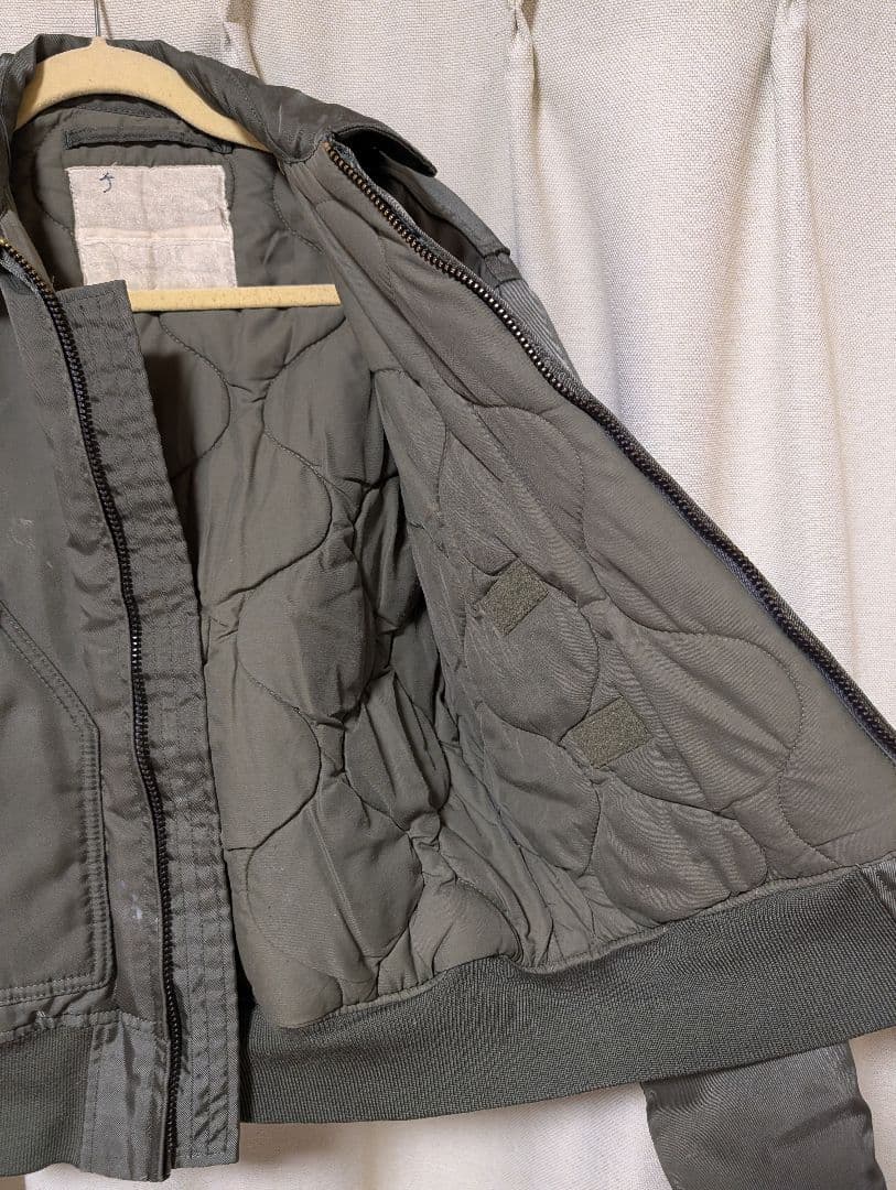 ひ*ろ様 本物 CWU-45/P フライトジャケット Mサイズ相当