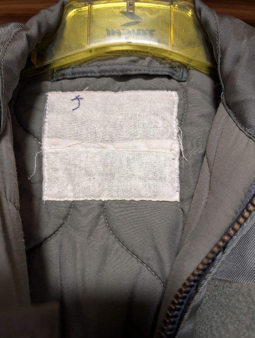 ひ*ろ様 本物 CWU-45/P フライトジャケット Mサイズ相当