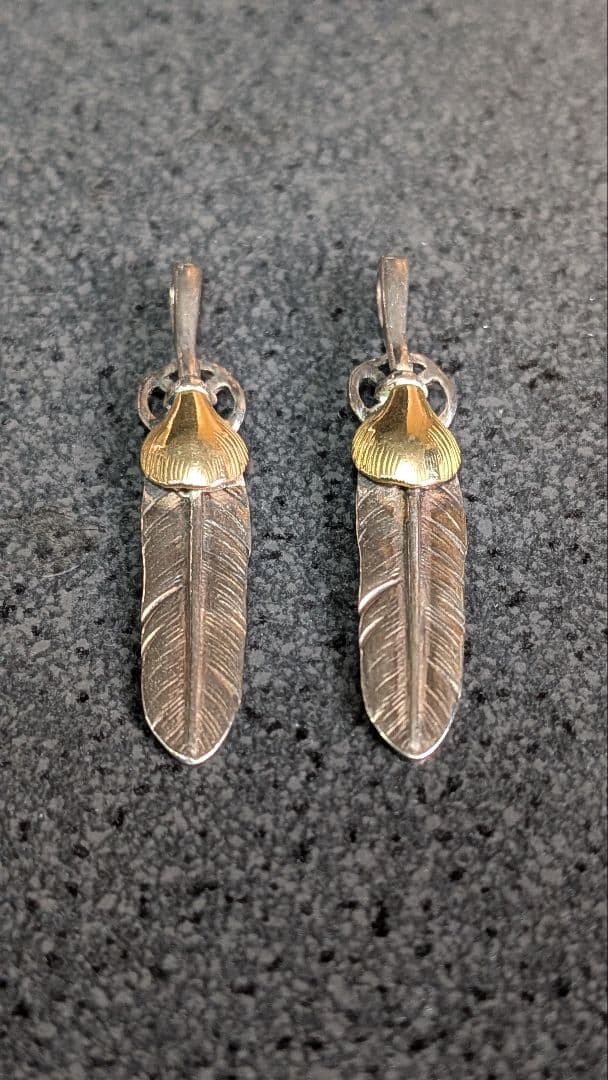 ■ goro’s ゴローズK18ハート付きホイールフェザー Sサイズ2枚セット