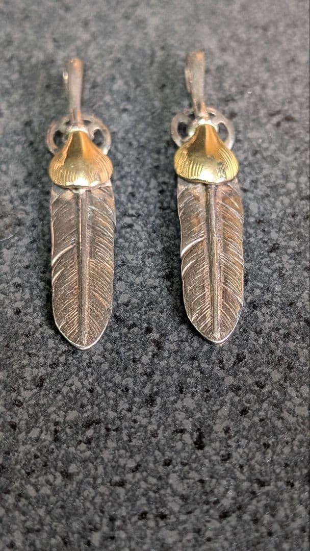 ■ goro’s ゴローズK18ハート付きホイールフェザー Sサイズ2枚セット