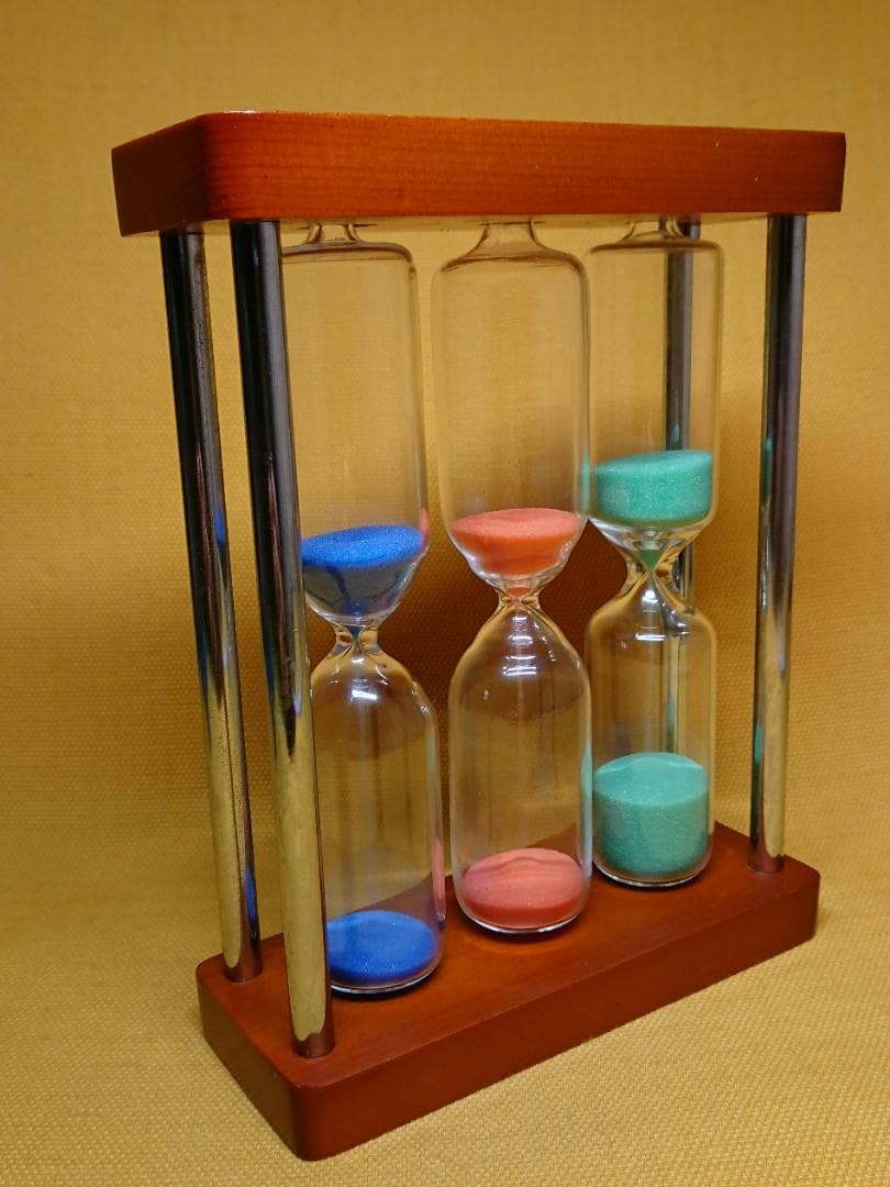 【美品】砂時計　3分4分5分　木枠　置物　インテリア　工芸品　美術品　A1347