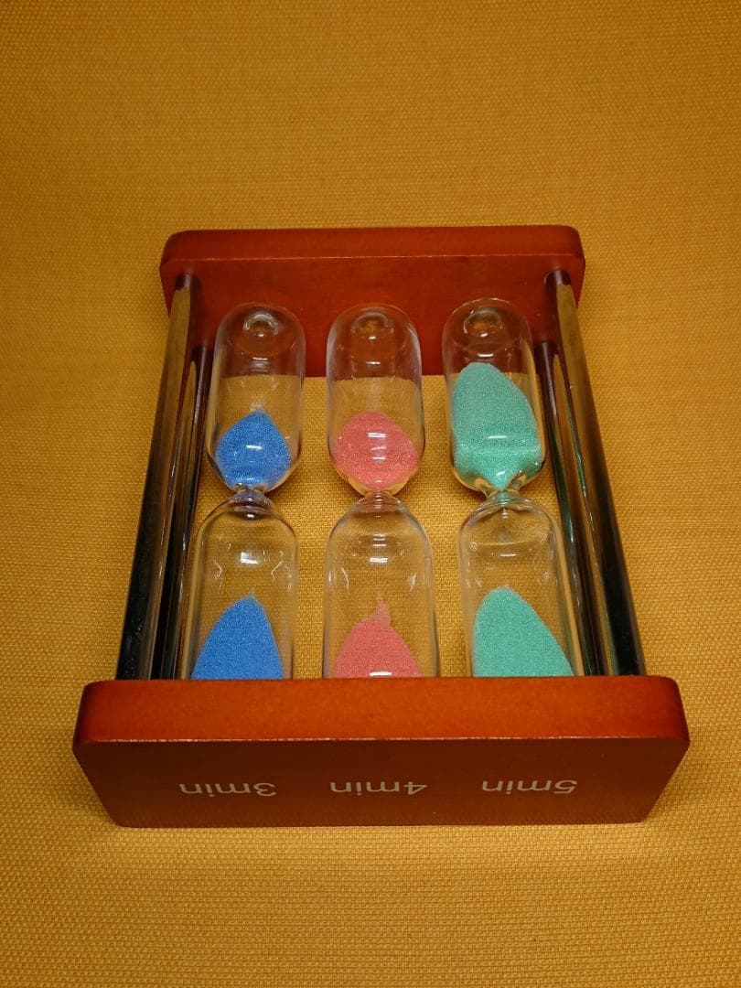 【美品】砂時計　3分4分5分　木枠　置物　インテリア　工芸品　美術品　A1347