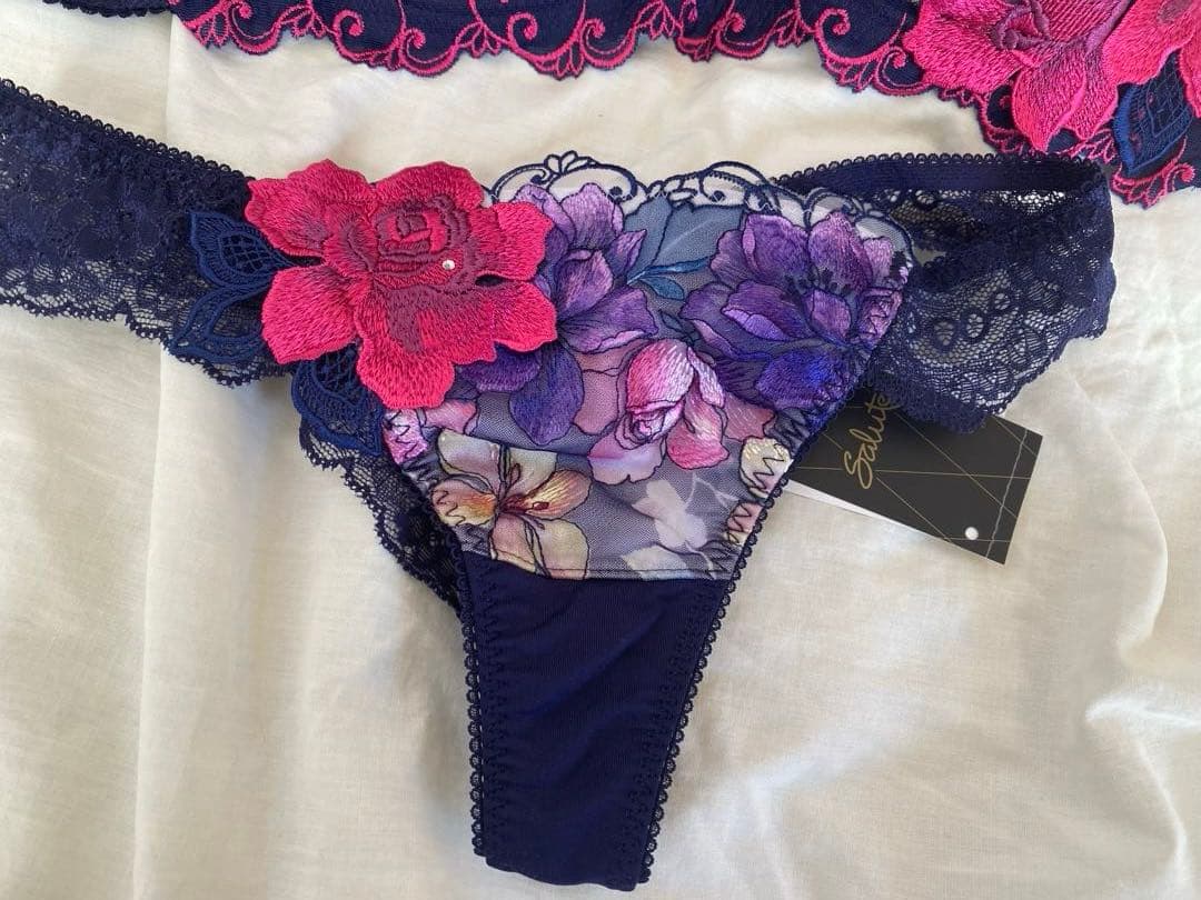 Salute 63 ブラ　Mソングセット　H65 パルファージュ ルジェ チリ