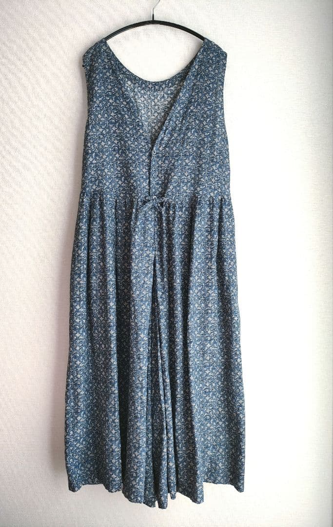 極美品 vlas blomme Vineflowerprint ハカマサロペット