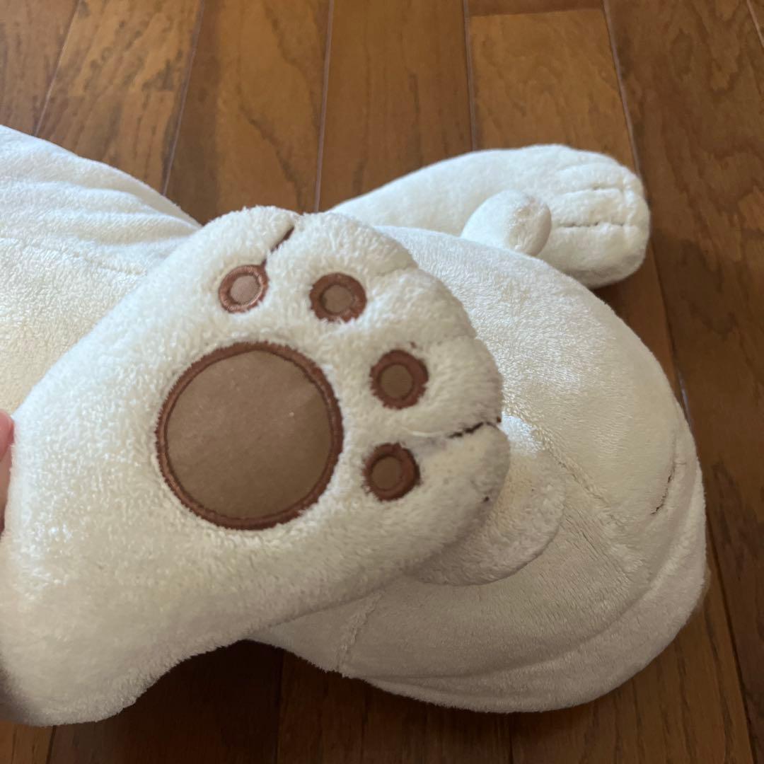 ニトリ　シロクマ　抱き枕