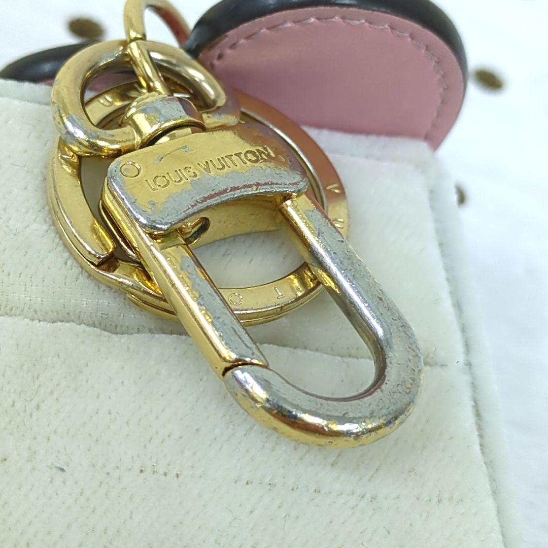 ルイヴィトン キーホルダー モノグラム ポルトクレ・クール ラブ ロック