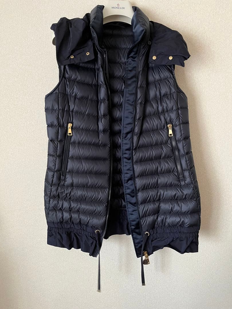 MONCLER AMARANTEダウンベスト　 NAVY