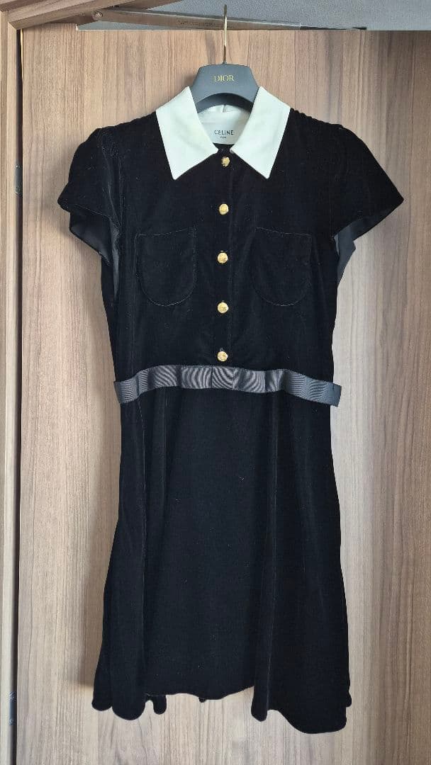 CELINE　黒 半袖シャツドレス ホワイトカラー