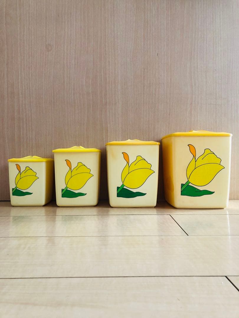 1970‘sレトロ花柄プラスチック保存容器セット 4個