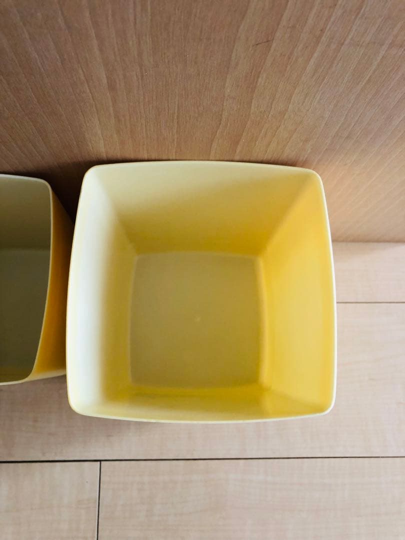 1970‘sレトロ花柄プラスチック保存容器セット 4個
