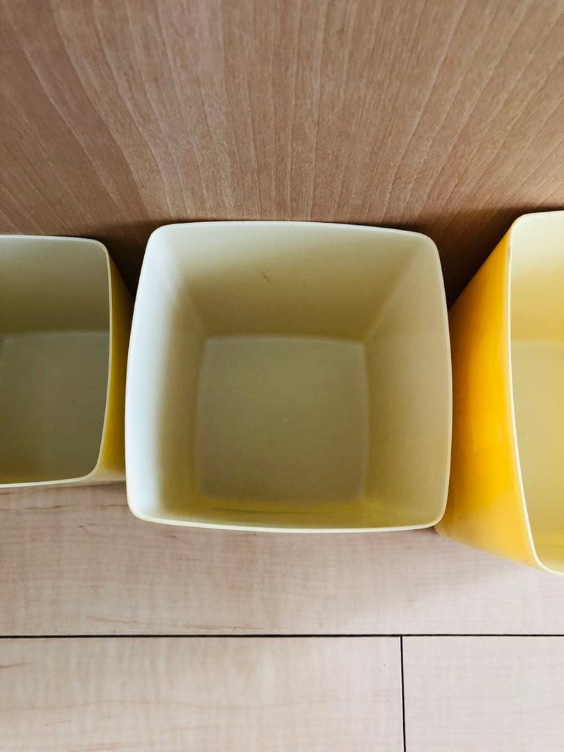 1970‘sレトロ花柄プラスチック保存容器セット 4個