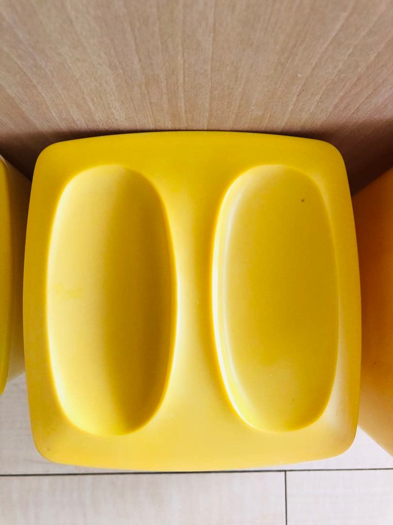 1970‘sレトロ花柄プラスチック保存容器セット 4個