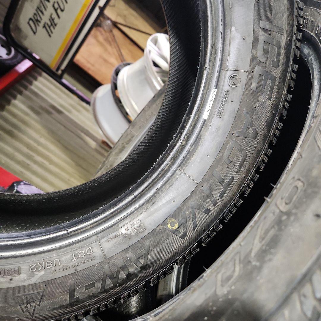 225/55R17　スタッドレス　4本セット 23年製