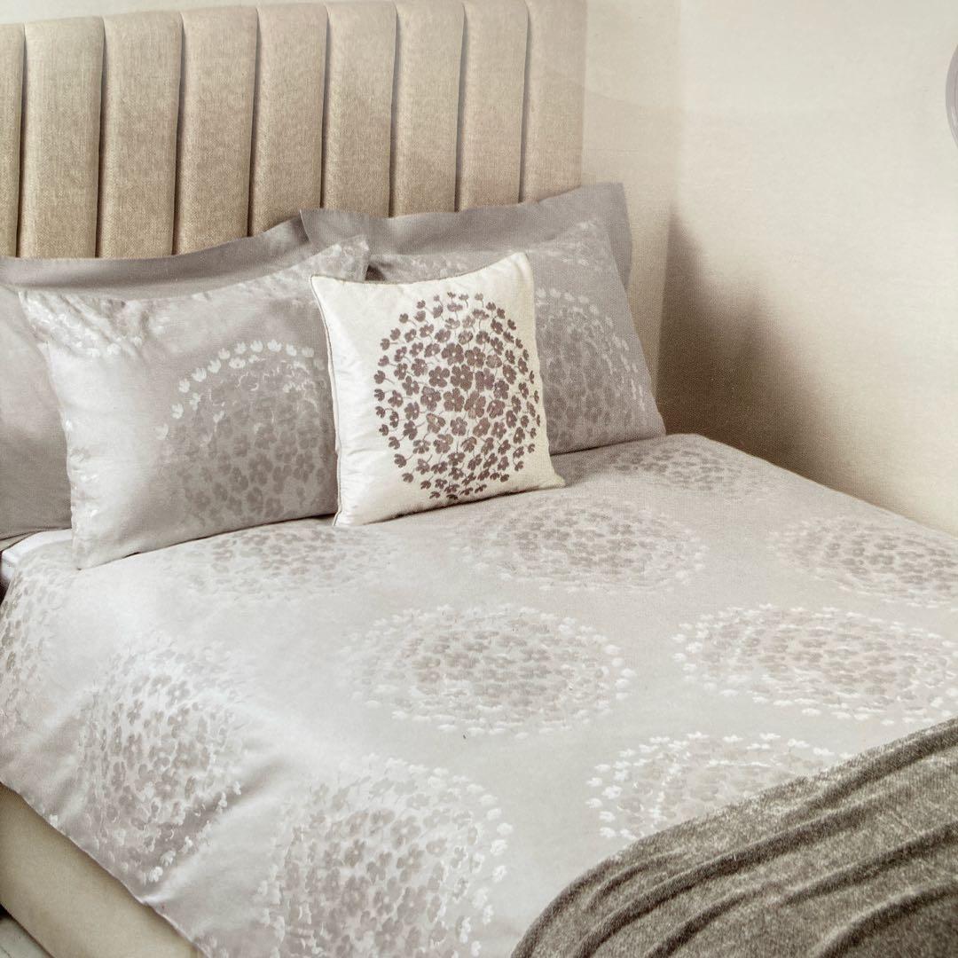 ローラアシュレイ デュべカバーCOCO 新品　イギリス輸入品