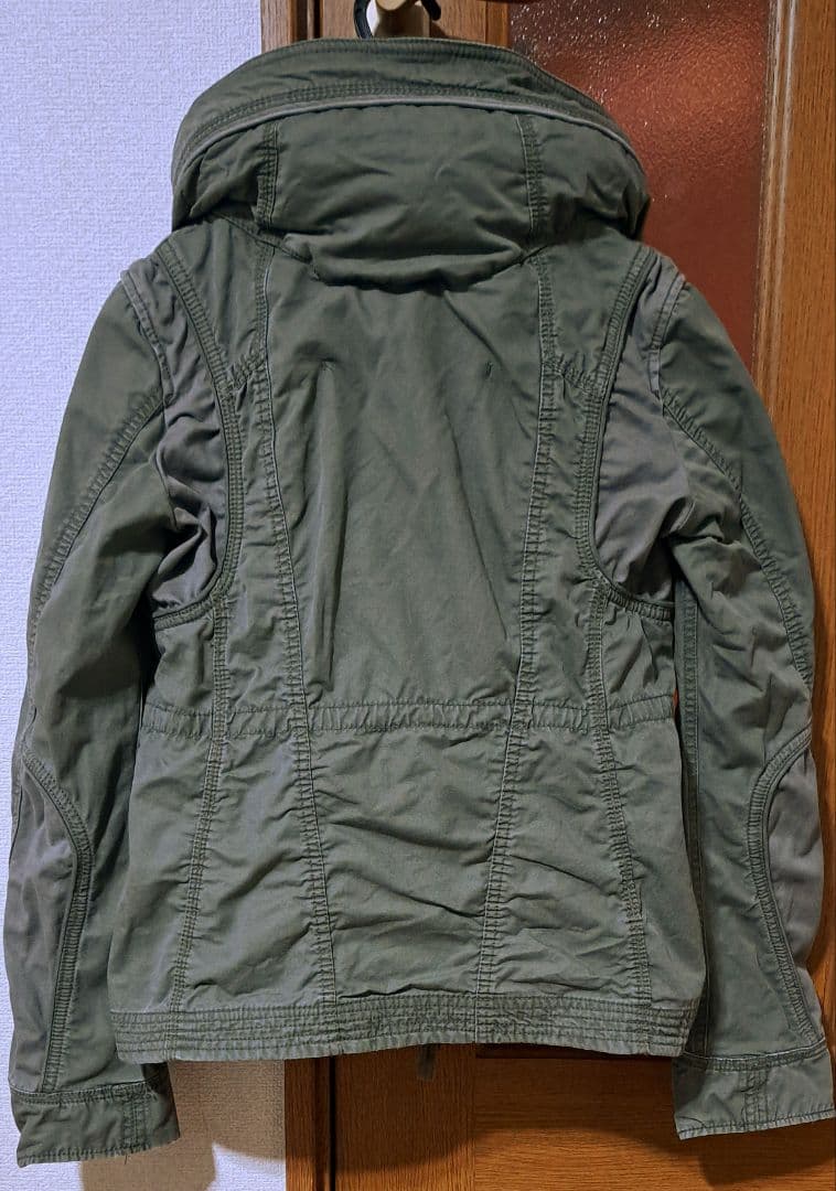 GOAミリタリージャケット　カーキ色