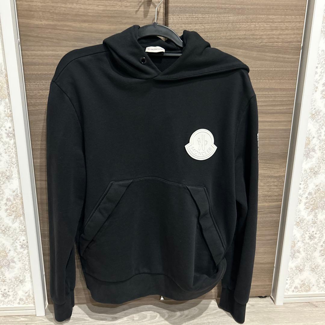 モンクレールパーカーメンズＬ